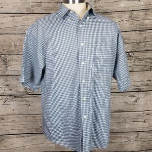 Haggar Button Down Short Sleeve Shirt Size Large.Pit to pit approx:  24 inches